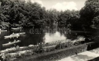 35 db MODERN fekete-fehér magyar parkos városképes lap, egy fotó / 35 modern black and white Hungari...