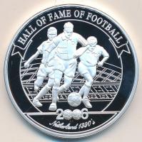 Uganda 2006. 2000Sh Ag "A labdarúgás halhatatlanjainak csarnoka - Hollandia 1990-es évek/Ronald...