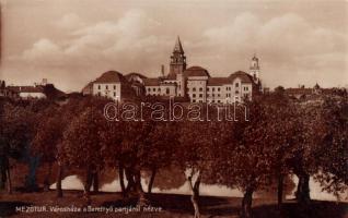 11 db RÉGI magyar, felvidéki és kárpátaljai városképes lap, benne kis méretű Debrecen leporello / 11...