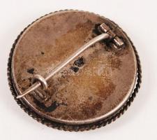 Ezüst (Ag) fényképtartó bross, jelzett, br: 4,2 g /
Silver picture frame brooch