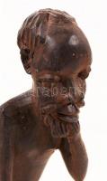 Afrikai faragott fa szobor, m: 20 cm /
African carved wood sculpture