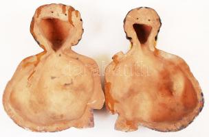 Art-deco férfi-nő páros fali kerámia, kis sérüléssel, jelzett, 23x18 cm