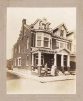 1916 Egy Amerikába szakadt magyar család életkörülményeit ábrázoló fotók. A Pennsylvania állambeli B...