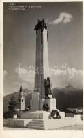 Cortina, Cantore monument