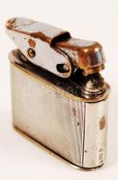 Ezüstözött "Erho" fém öngyújtó /
lighter