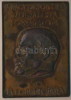 Kiss Sándor (1925-1999) 1967. "A Nagy Októberi Szocialista Forradalom 50. évfordulójára" Br emlékplakett dísztokban (120x82mm) T:2