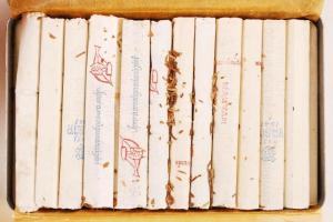 Pest szivarka 25 db /
cigarettes