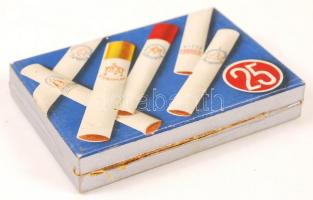 25 db cigaretta a Magyar Királyi Dohányjövedéktől /
cigarettes