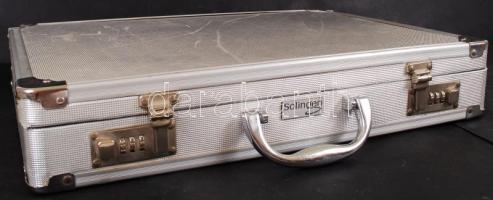 Solingen számzáras fém aktatáska, jó állapotban /
Solingen briefcase