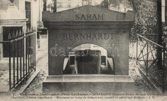 Paris, Pere Lachaise / cemetery, Sarah Bernhardts tomb (EK)