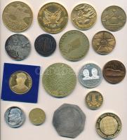 20db vegyes fém és bronz emlékérem, sok tokos, magyar és külföldi T:vegyes