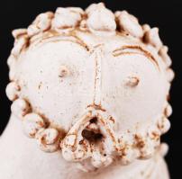 Török János (1932-1996): Gondolkodó. Mázas kerámia, jelzett, hibátlan, m:21 cm