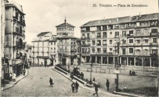 Toledo, Plaza de Zocodover / square, barber, tourist house