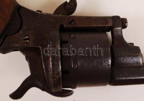 XIX. század végi női forgó pisztoly, hatástalanított / XIXth century womens pisol. Deactivated