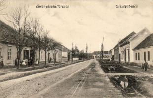 Mohács mit Bahnhof u. Hotel