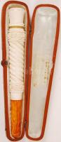 cca 1900 Faragott tajték, borostyán szipka jelzett bőr tokban (Adler Fülöp és Fia). Nem használt. / cca 1900 Unused cigarette holder. Pumice, amber in leather box 14cm