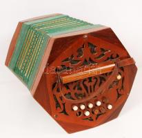 cca 1920 Concertina harmonika csont berakásos fa billentyűkkel, Működőképes, de két billentyű hiánnyal / cca 1920 Vintage concertina. 2 buttons missing