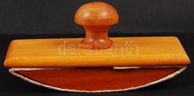 Fa tapper, jó állapotban, / Wooden ink blotter, 16x7x7 cm