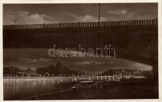 Budapest éjjel, Országház, Margit híd