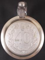 Csiszolt üveg korsó fém fedéllel 18 cm