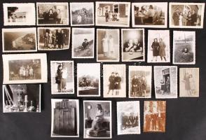 cca 1910-1940 Vegyes papírrégiség tétel, külföldi igazolványok, okmányok / Vintage foreign documents...