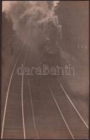 cca 1930-1940 Kinszki Imre (1901-1945):Indul a gőzös, pecséttel jelzett vintage fotó, 16,5x10,5 cm / cca 1930-1950 Imre Kinszki (1901-1945): Steamer, artist's stamp on the verso, 16,5x10,5 cm