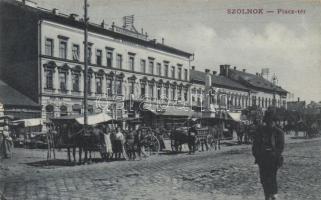 Szolnok, Piac tér, megyei Takarékpénztár, Magyar Király szálloda, Engel Emil boltja (b)