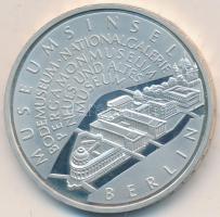 Németország 2002A 10€ Ag "Berlini Múzeum-sziget" T:PP
Germany 2002A 10 Euro Ag &...