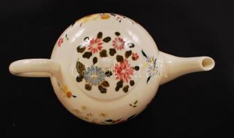 Zsolnay virág mintás teás kiöntő, kézzel festett, jelzett (TJM), igényesen restaurált, m:14 cm, h:28...