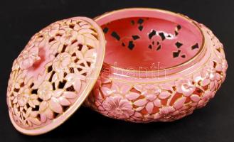 Zsolnay virágos áttört bonbonier, kézzel festett, jelzett, rózsaszín mázzal, igényesen restaurált, f...