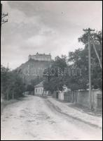 cca 1940 Korschelt Miklós (1900-1982): Krasznahorka vára, 4 db vintage fotó, kettő jelzett, 24x18 cm