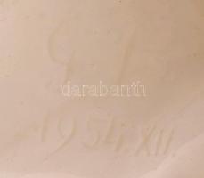 Lux Elek (1884-1941): Fésülködő akt. Fehér mázas kerámia, jelzett, alján monogram és dátum (1954), a...