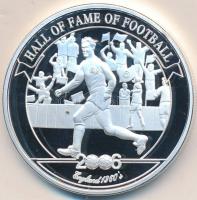 Uganda 2006. 2000Sh Ag "A labdarúgás halhatatlanjainak csarnoka - Anglia 1960-as évek / Jackie ...