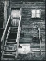 1974 Mihalecz Lajos: Göcseji skanzen, vízimalom, pecséttel jelzett vintage fotóművészeti alkotás, 24x18 cm