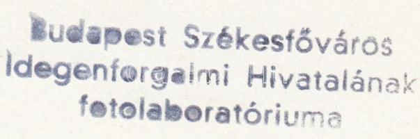 1945 Budapest romokban 4 db érdekes eredeti fotó / 1945 Budapest in ruins 18x13 cm