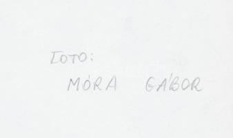 cca 1970-1975 Móra Gábor: Cím nélkül, feliratozott vintage fotóművészeti alkotás, 24x13 cm