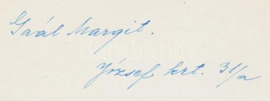 cca 1930-1940 Gaál Margit(1913-1999): Batyusok a Vámház téren, aláírt vintage fotó, lágyító előtétte...