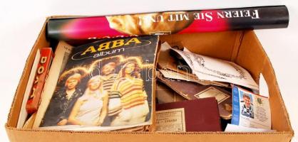 cca 1700-1900 Banánosládányi papír hagyaték tétel, rengeteg átnézni való érdekes okmánnyal, fotóval,...