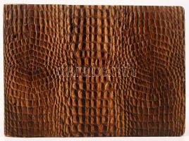 cca 1930-1945 Fényképalbum háború előtti városképekkel, mártai nyaralás, budapesti életképek, autók,...