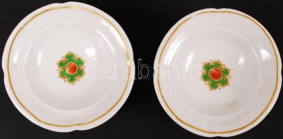 2 db régi kézzel festett porcelán tartó sok lepattanással, jelzett, d: 8 cm