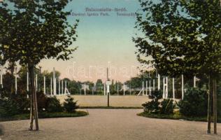 Balatonlelle-fürdő, Darányi Ignác park, tenisz pálya, Wollák József kiadása