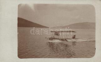 1916 Felszálló hidroplán / hydroplane taking off, photo