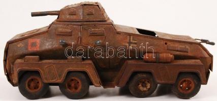 II. világháborús sérült német harci jármű makett /
Mock-up of German vehicles from the world war II