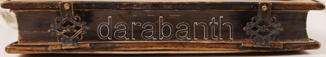 1882 Izraelita imakönyv, selyem borítással, fém díszítéssel / 
1882 Jewish prayerbook in velvet cove...