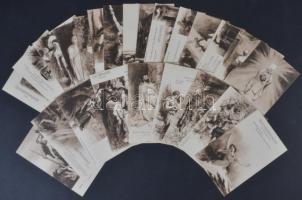 Richard Wagner's Hedengestalten nach Originalen von F. Leeke auf 24 Künstlerpostkarten, Verlag L. Pernitzsch / series of 24 unused art postcard, Wagner illustration signed Leeke