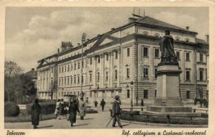 Debrecen, Református kollégium, Csokonai szobor