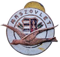 ~1947. "MASZOVLET" zománcozott gomblyuk jelvény hátoldalon "LUDVIG, BP" gyártói jelzéssel (17mm) T:2- Hungary ~1947. "Hungarian-Soviet Civil Aviation Co." enamelled button-badge with makers mark "LUDVIG, BP" (17mm) C:VF