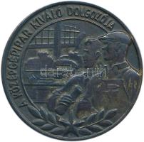 ~1950. "A Középgépipar Kiváló Dolgozója" kitüntetés eredeti adományozói dísztokban (30mm) T:2,2- Hungary ~1950. "Excellent Worker of Central Mechanical Engineering" decoration in original box (30mm) C:aXF