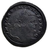 Római Birodalom / Aquileia / Maximianus Herculius 301. AE Follis Br (10.18g) T:1- Roman Empire / Aquileia / Maximianus Herculius 301. AE Follis Br "IMP MAXIMIANVS P F AVG / SACRA MONET AVGG ET CAESS NOSTR - V - AQS" (10.18g) C:AU RIC 31b