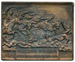 Osztrák-Magyar Monarchia 1914-1915. "Huszár Roham - Hussaren Attacke 1914-1915" bronz emlékérem. Szign.: Mayer und Wilhelm suttgarti éremüzem (54x68mm/66.1g) T:2- Austro-Hungarian Monarchy 1914-1915. "Hussar Attack" commemorative bronze medallion. Sign: M & W. ST.(54x68mm/66.1g) C:VF